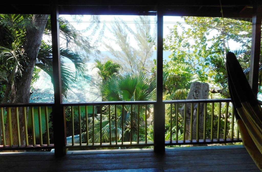 Banana Shout Resort Negril Exterior photo